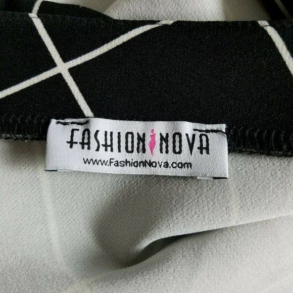 Fashion Nova Womens Skort Black Windowpane Size 1X - Picture 6 of 7